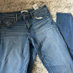 Abercrombie and Fitch dark wash skinny jeans